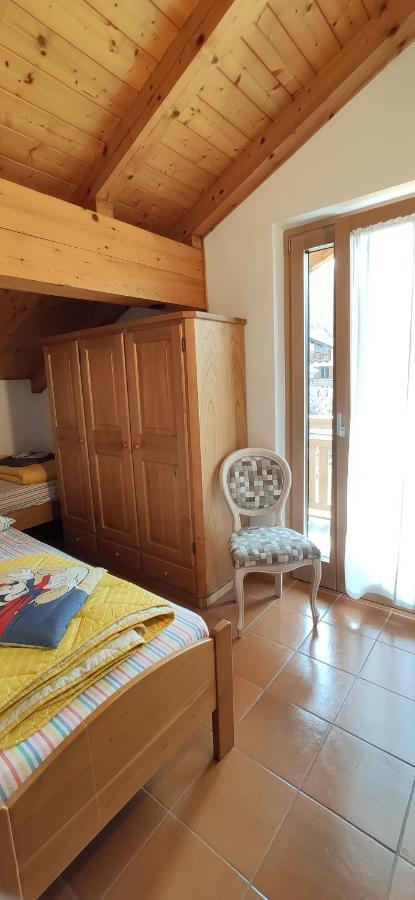 Mansarda A Carciato, Trilocale In Montagna Apartment Dimaro Exterior photo