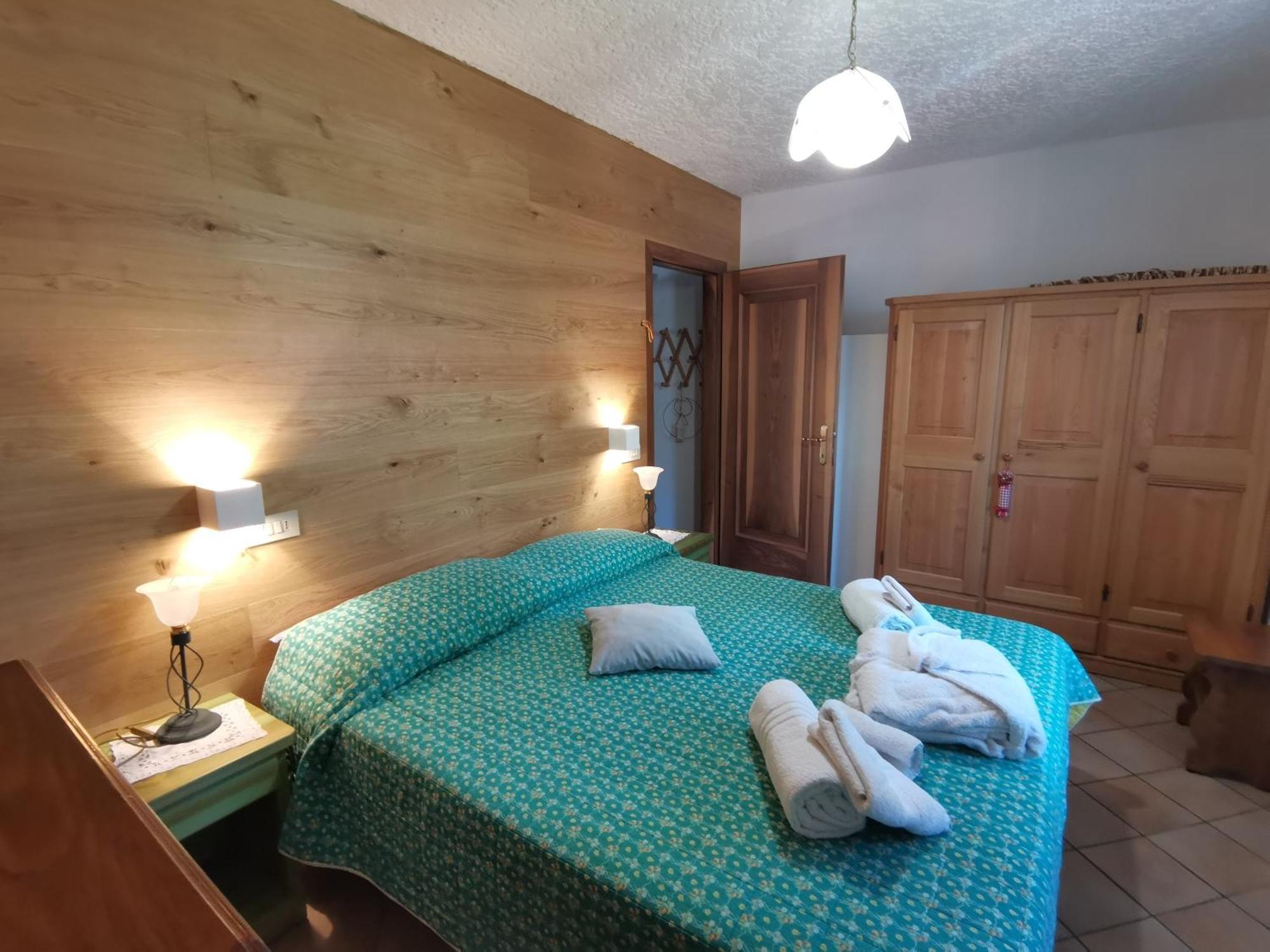 Mansarda A Carciato, Trilocale In Montagna Apartment Dimaro Exterior photo